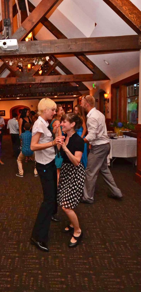 Music Masters dj's at a wedding at The Manor House on Bainbridge Island