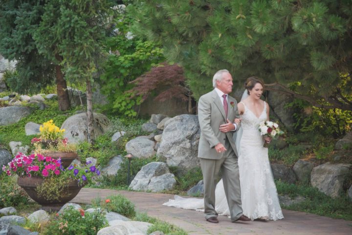 Music Masters DJ's a wedding at Tsillian Cellars in Lake Chelan